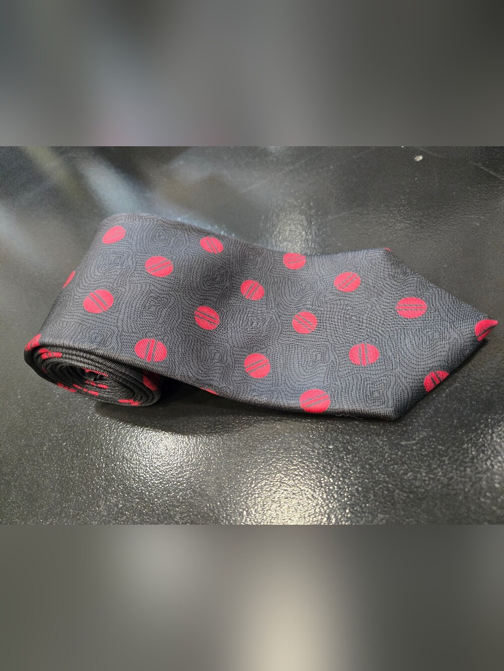 Guy Laroche - Paris Monsieur Patterned Tie - 100% Silk Made In USA